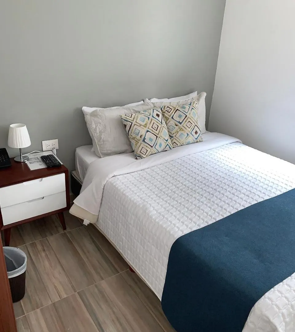 **  Hotel Maceo 55 - Colonial Inn Богота Колумбия