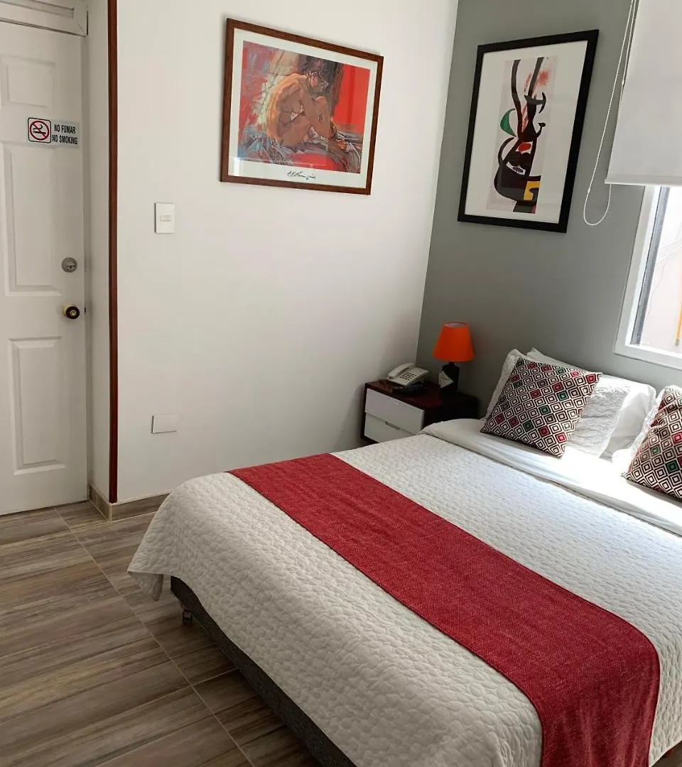 Hotel Maceo 55 - Colonial Inn 波哥大 2*,